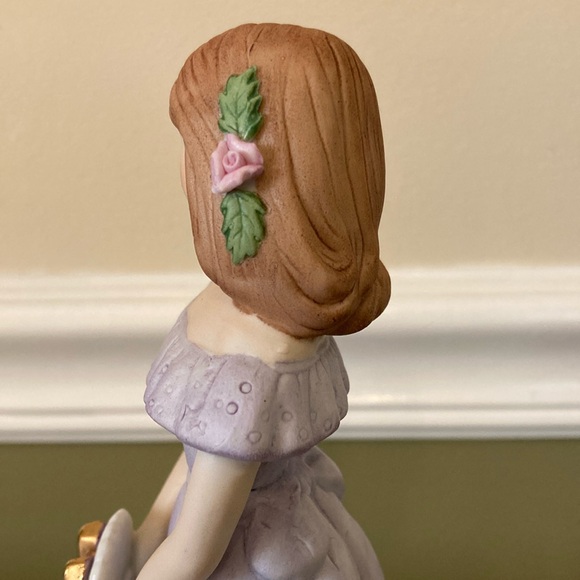 Enesco SWEET 16 GROWING UP BIRTHDAY GIRLS DOLL - Picture 4 of 8